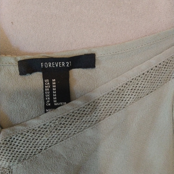 3/$15 or $10 Forever 21 pale green adjustable strap tank top - Picture 5 of 7